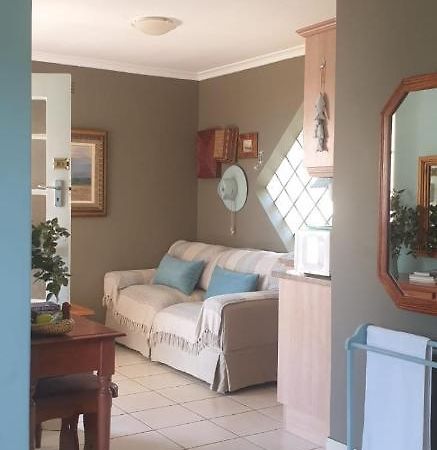 Bienvenue Self Catering Appartement Mosselbaai Buitenkant foto